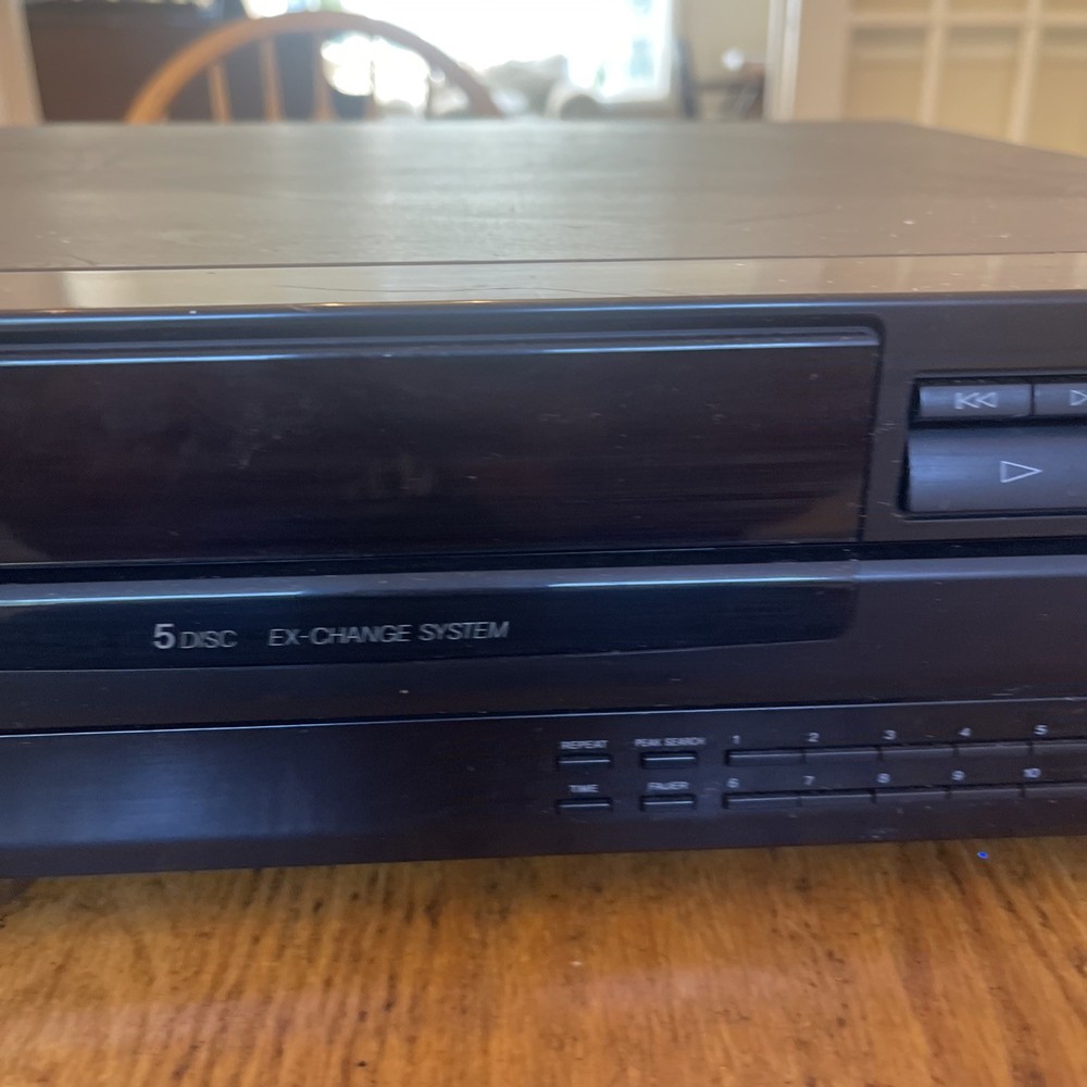 Sony CDP-C265 5-Disc CD Changer Player - No Remote - Tested