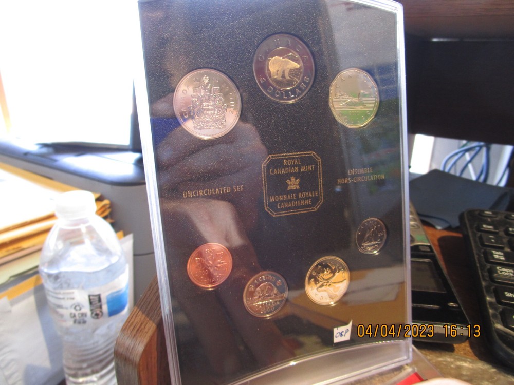 2000 Royal Canadian Uncirculated Proof Set +++++ (7)