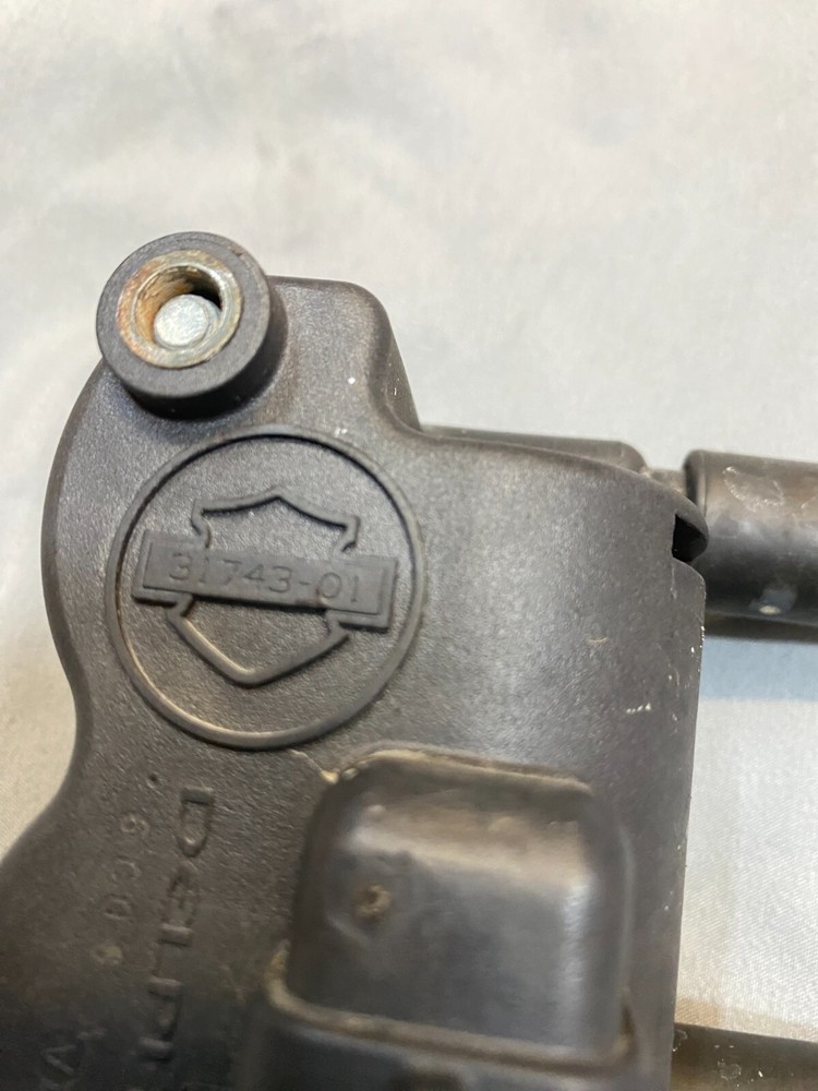 06 Harley Davidson Dyna Ignition coil COMPLETE
