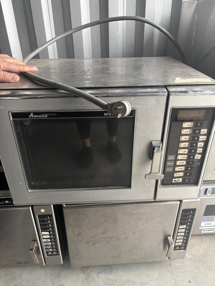 Amana Commercial Microwave RFS11B