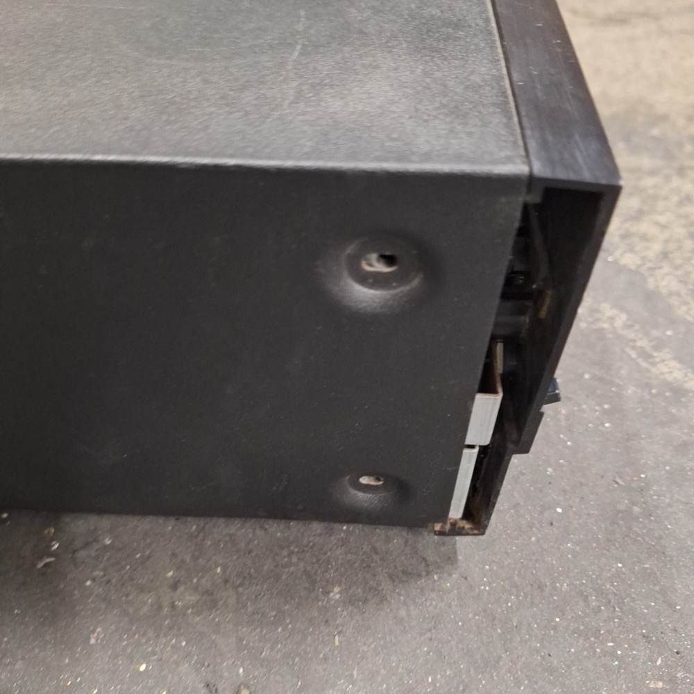 Untested SAE Two C4 Cassette Deck It Turns On.