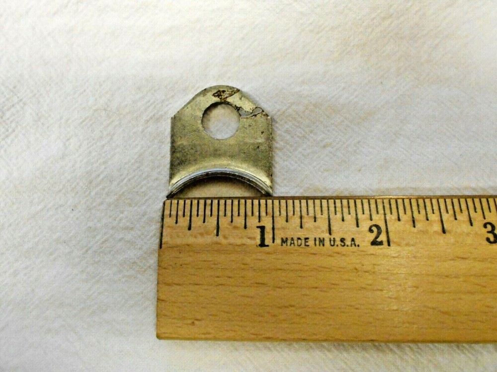 CUMMINS 3049216 Clamp