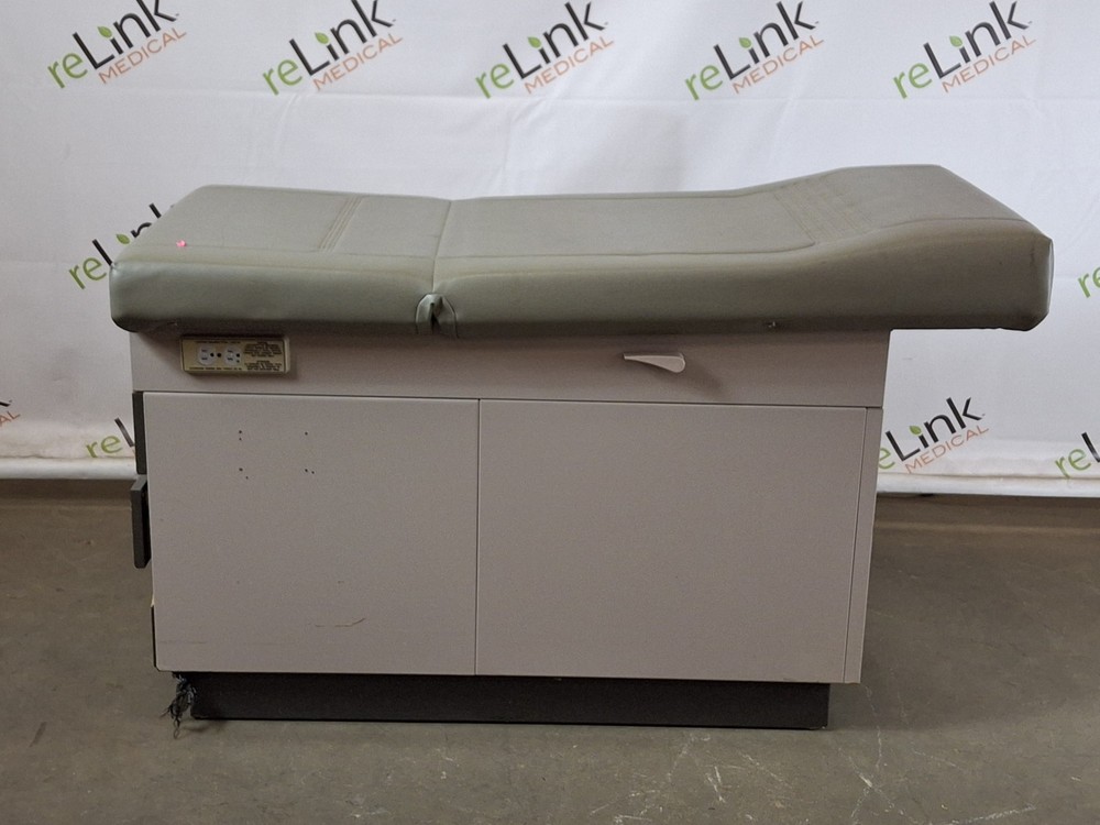 Ritter 104 Exam Table
