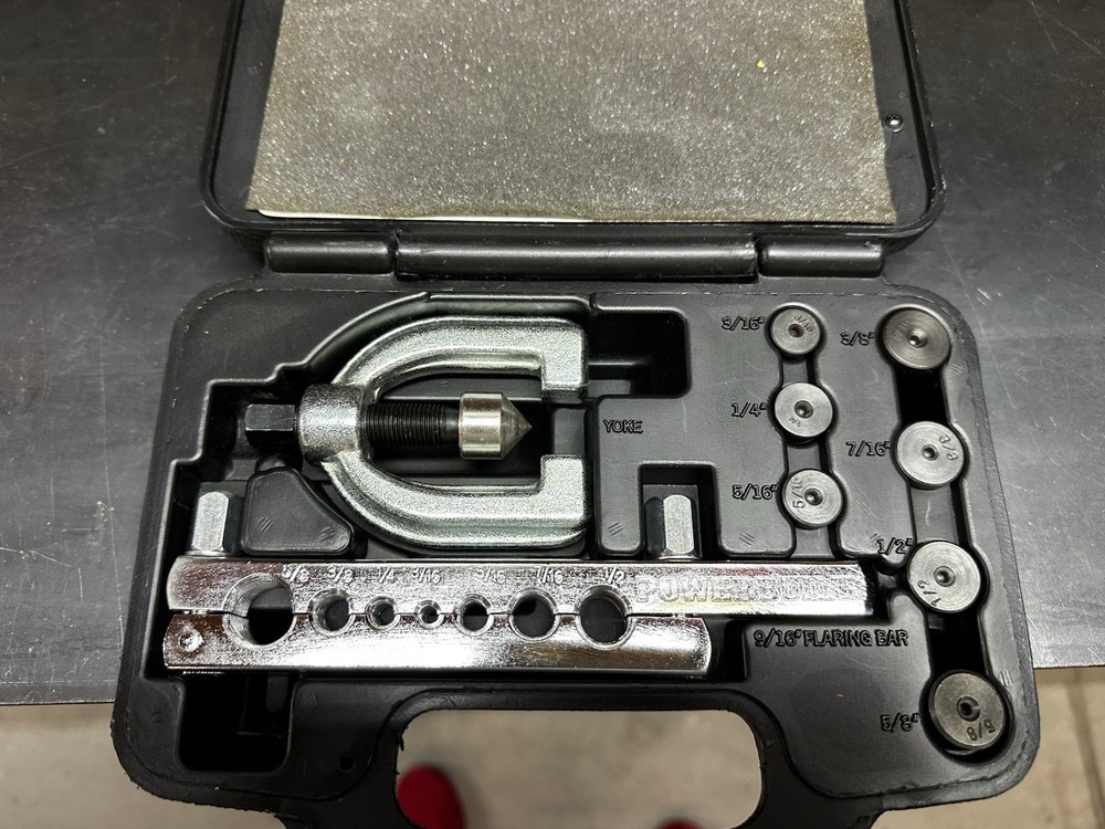 Power built Flaring Tool