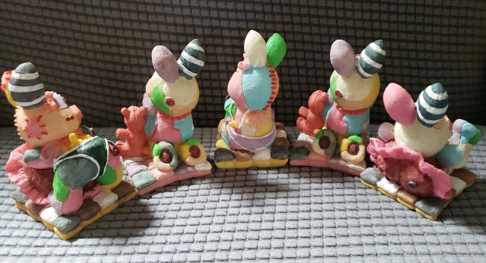 Easter Decorative Patchwork Bunnies Set Of 5 EUC.. 3.5inx2in *ships ASAP *EASTER