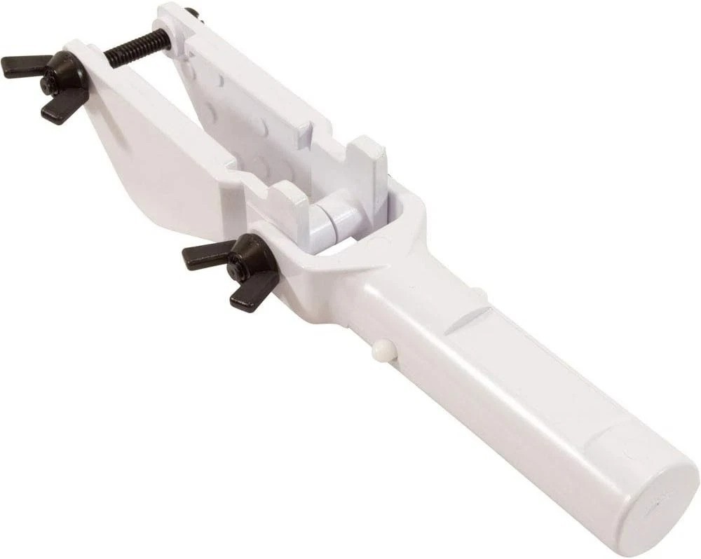 Chlorine Tablet Dispenser with Snap-Adapt Handle