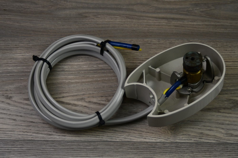 Adec 532 Dental Unit Bottle Holder