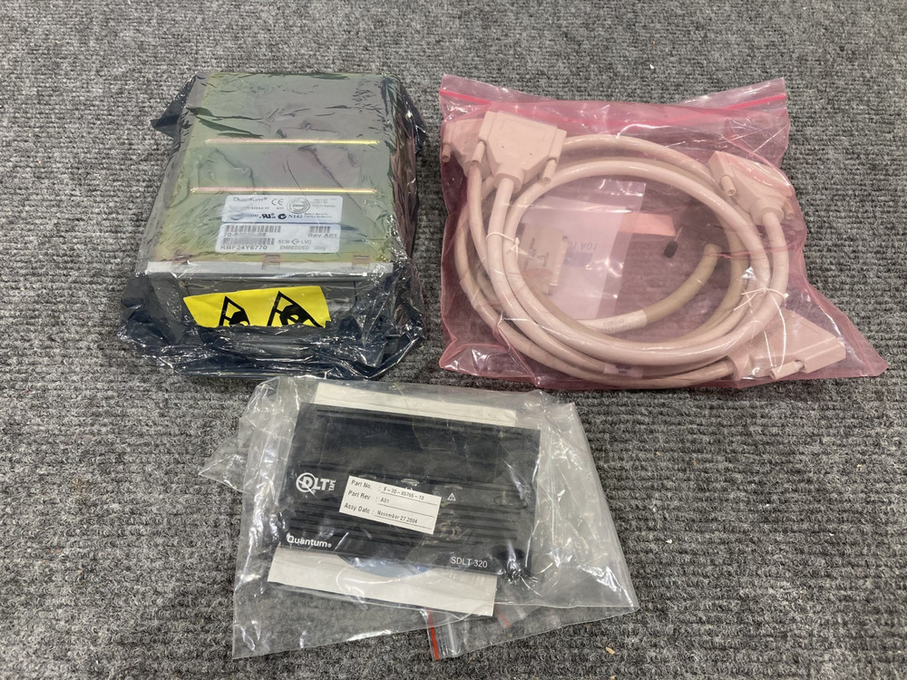 Quantum SDLT 320 Internal Tape Drive - Open Box -
