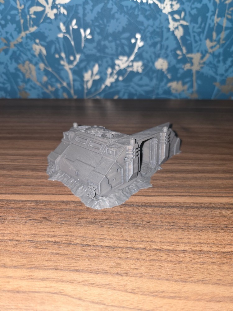 Warhammer 40k Tank Scenery Unpainted