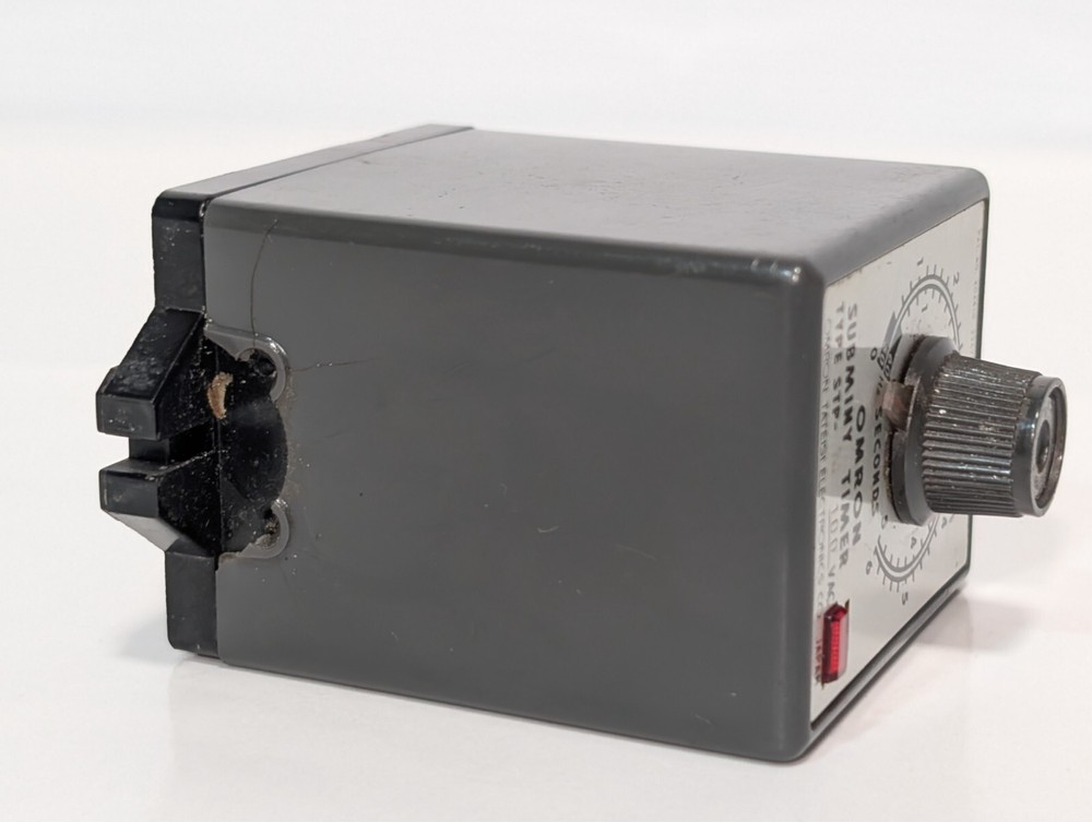 Omron Type STP-100VAC Subminy Timer 0-10 Minutes