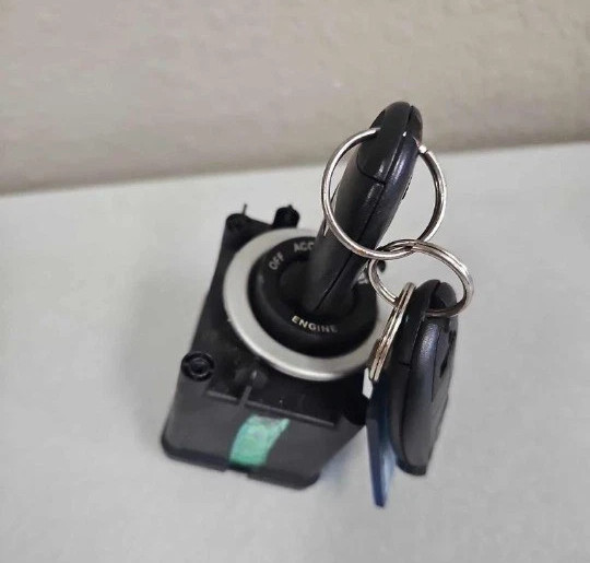 2013–2018 Dodge Ram 1500 Ignition Lock Switch With Key OEM