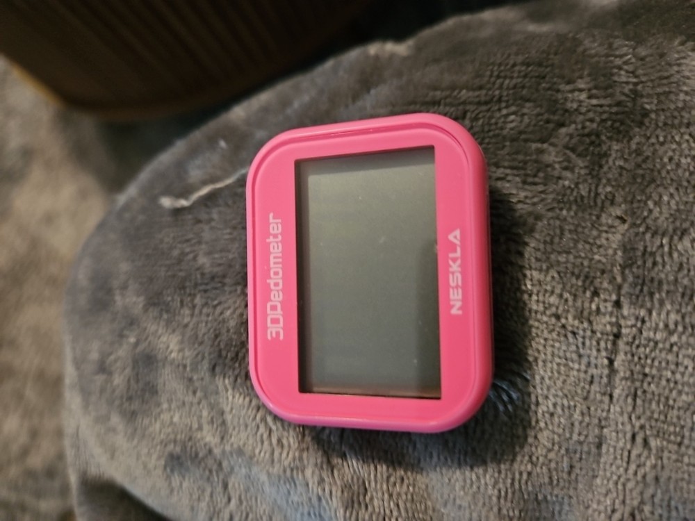 3D Pedometer for Walking, Simple Step Counter with Large Digital Display, Pink