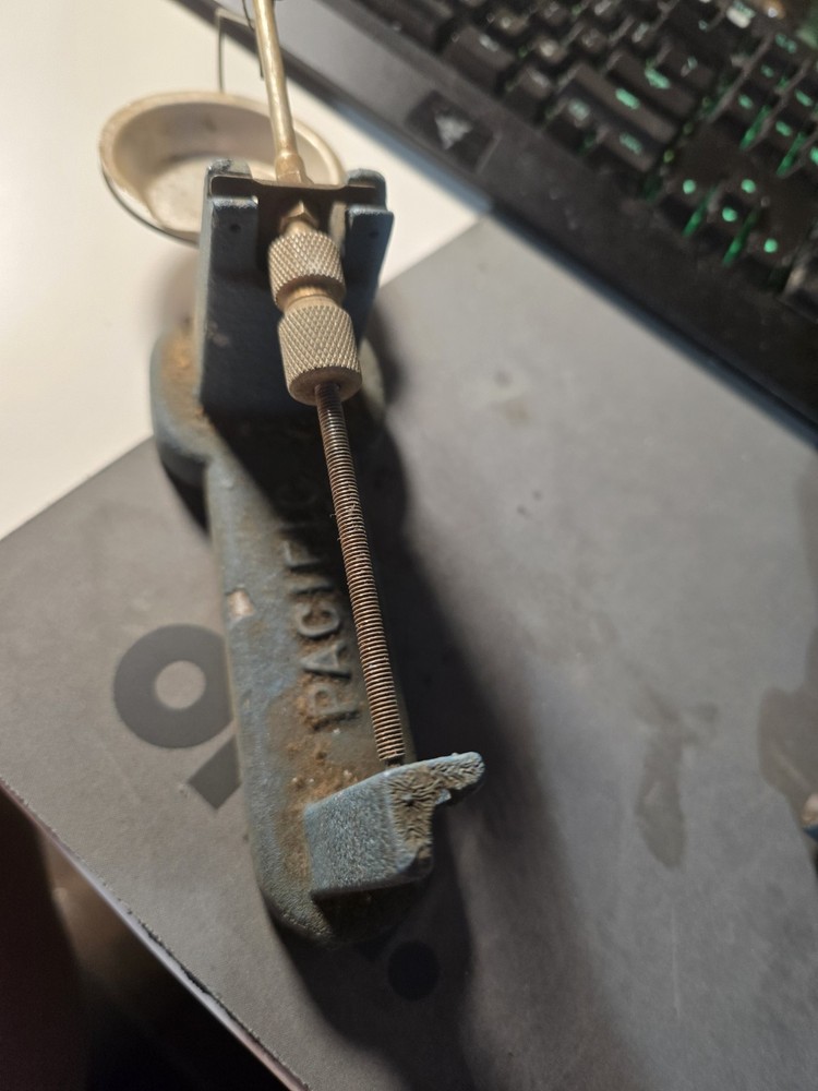 VINTAGE PACIFIC RELOADING POWDER MEASURE Scale