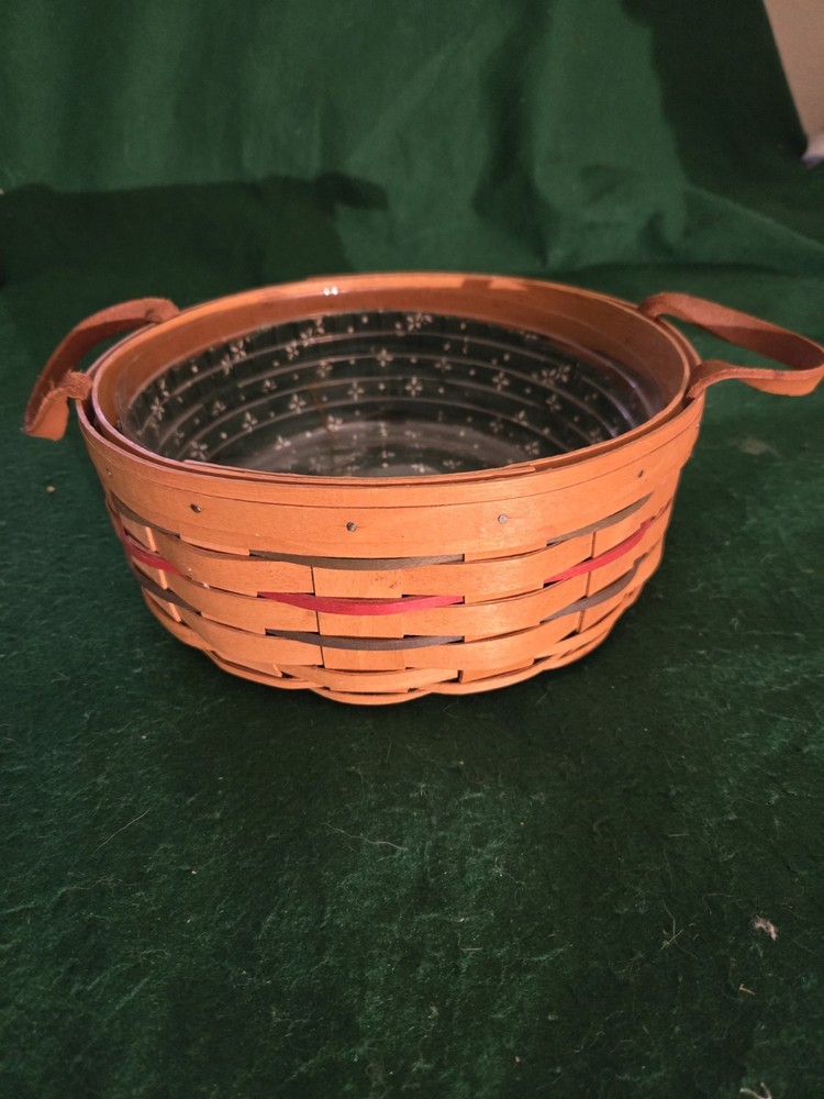 Vtg. Longaberger 1995 Round  Basket
