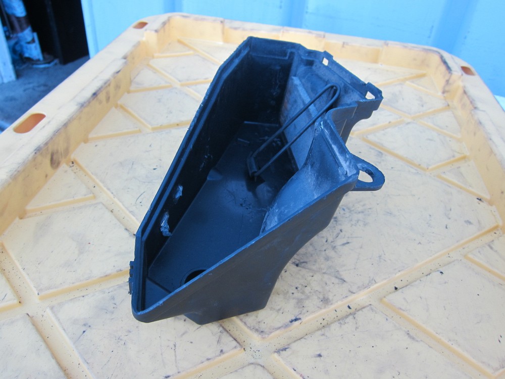 2005 Suzuki Boulevard C50 OEM STORAGE BIN COMPARTMENT POCKET 92211-41F0
