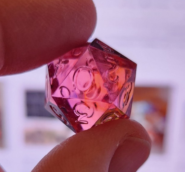 Pink Gamescience d20 gem vintage Poly RPG Dungeons Dragons D&D Pathfinder dice