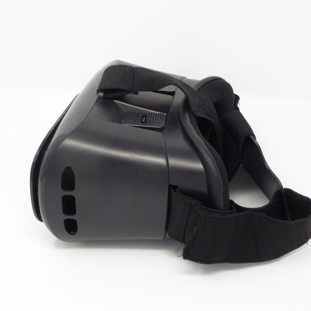 ART+VISION Virtual Reality Headset