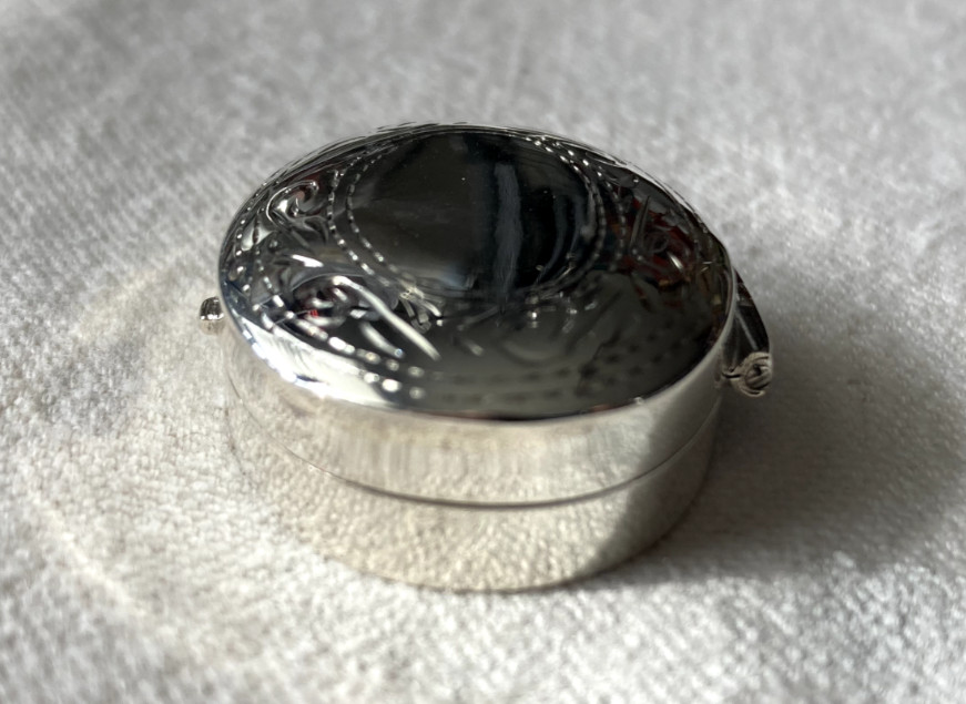 Sterling silver vintage etched oval pill box
