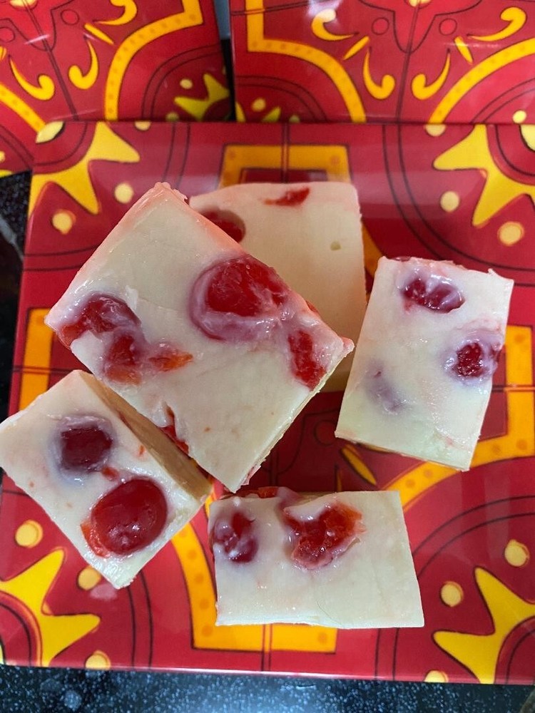 Cherry Cheesecake Fudge *nut free* 1/2 pound
