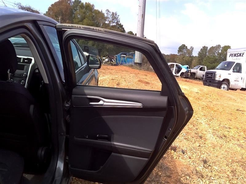 FUSION 2013 High Mounted Stop Light 1037501561