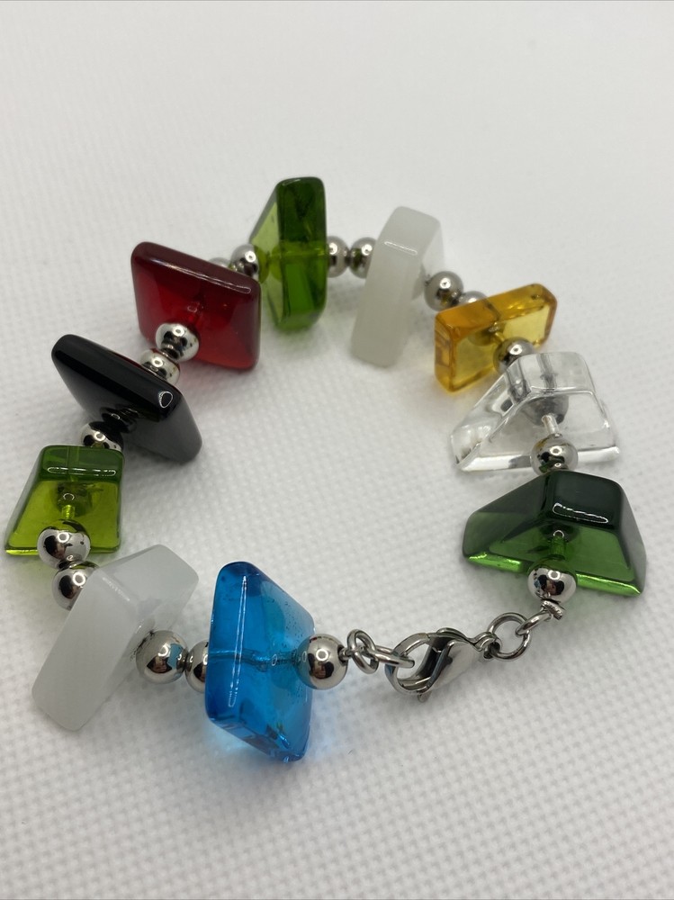 Vibrant Geometric Multi-Color Beaded Bracelet