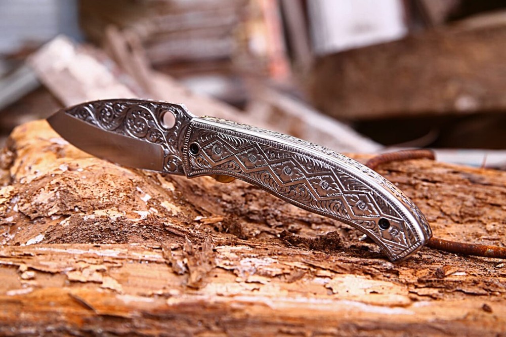 Custom Handmade D2 Steel Engraved Folding knife