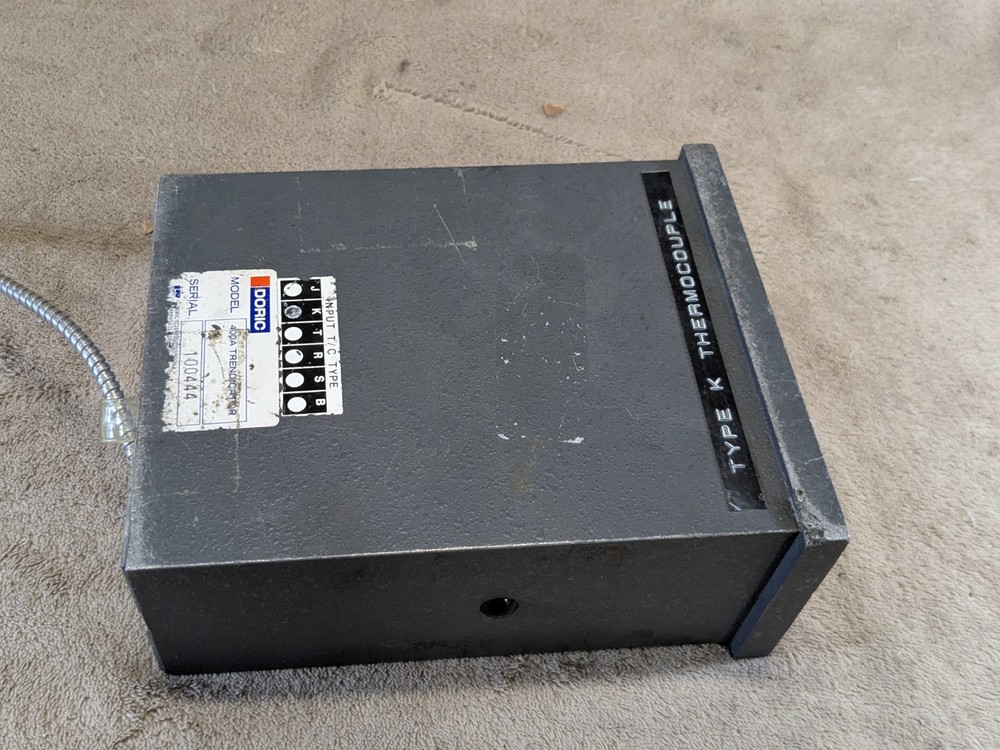 Doric Trendicator 400A Digital Temperature Indicator USED