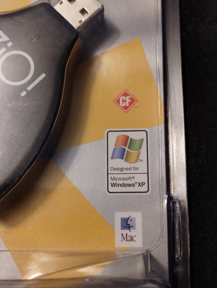 Dazzle CompactFlash Reader/Writer Digital Media Reader Software DM-8500 NEW