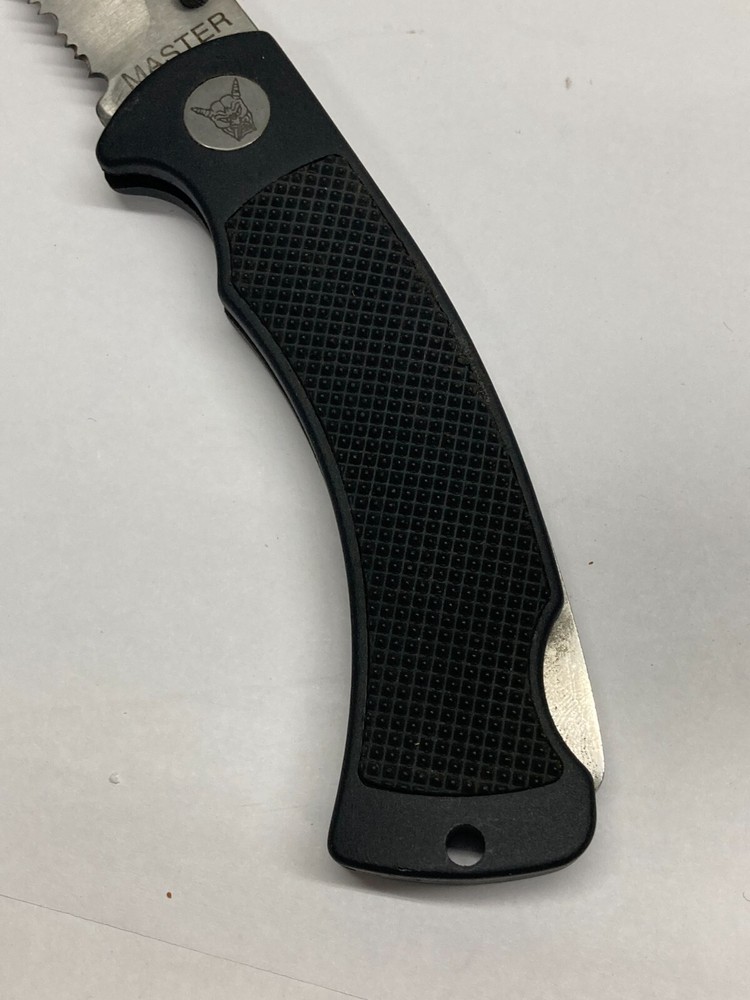 Master Black Tactical Lockback Serrated Edged Folding Knife D1-03A