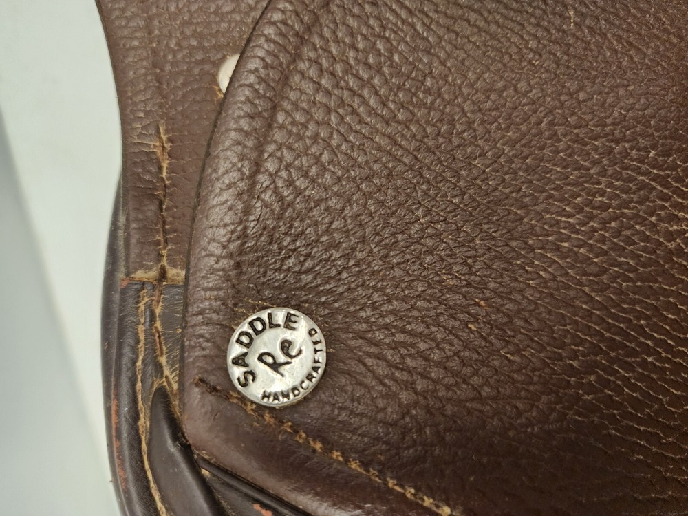 Vintage All Leather English Ritequest Riding Saddle