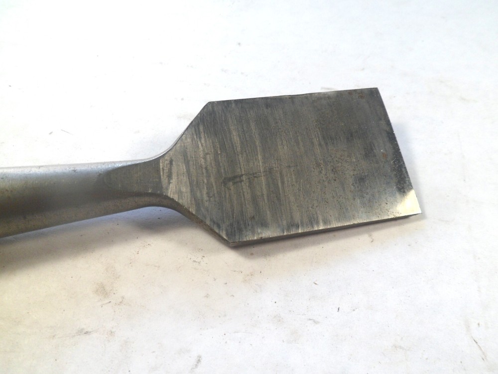 Stanley Bevel Edge Socket Chisel 1 1/2" Blade