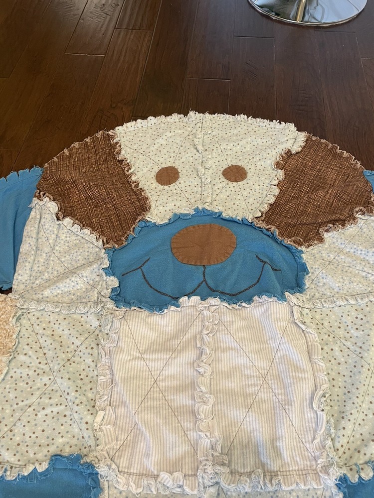 finished dog shaped rag quilt