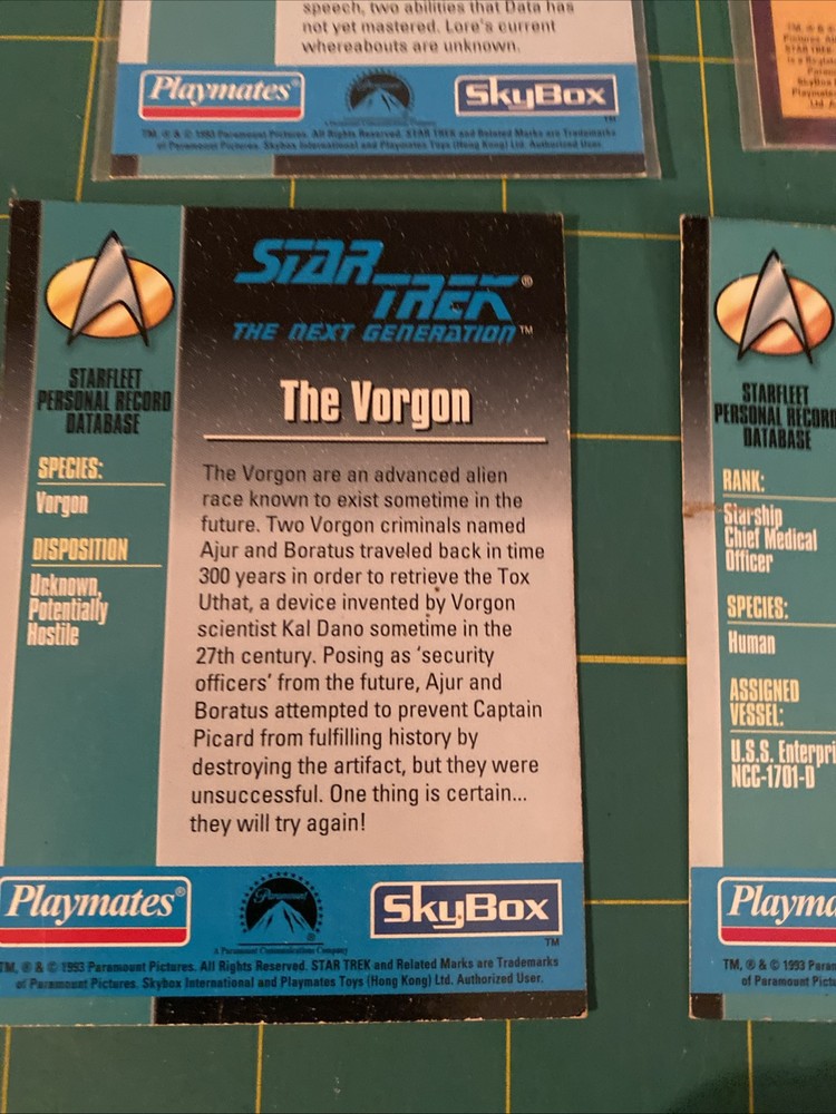 7 Star Trek Collector Cards