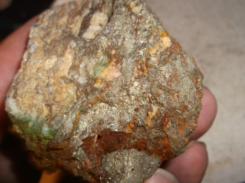Gold, silver, copper, 200 grams samples ,ore high grade .
