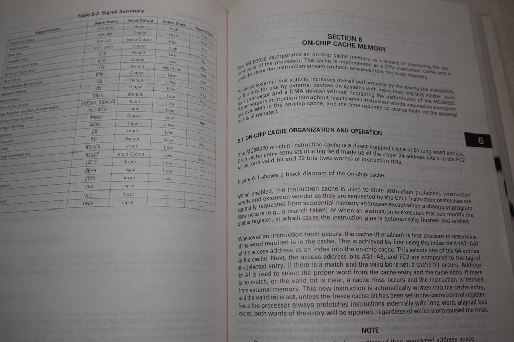 Motorola MC68020 32-Bit Microprocessor User's Manual 3rd Edition Publication