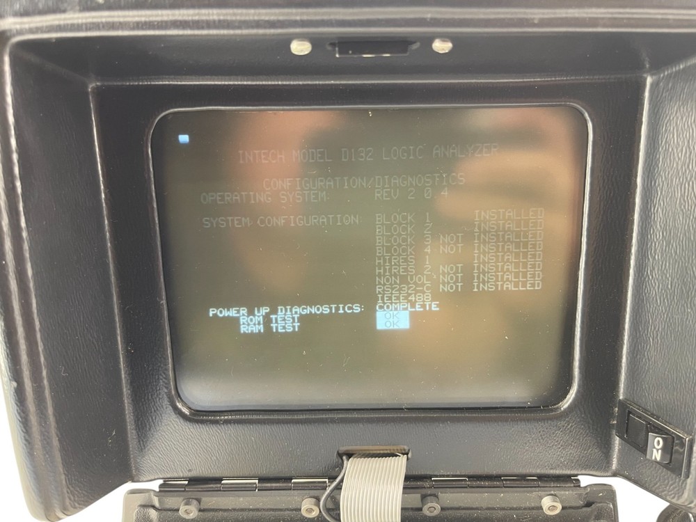 Intech Instruments Model D132 Logic Analyzer – Vintage Computer Terminal