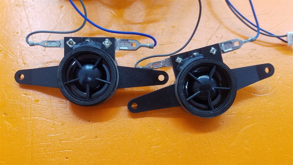 ⭐️⭐️⭐️⭐️⭐️ TV Complete Speaker Set LG 42PC3D