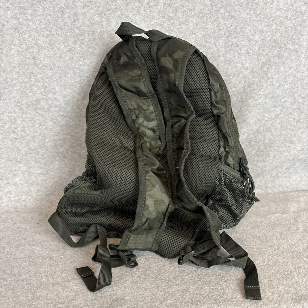 Eddie Bauer Stowaway Packable 20L Day Pack Backpack Bag Green Camouflage