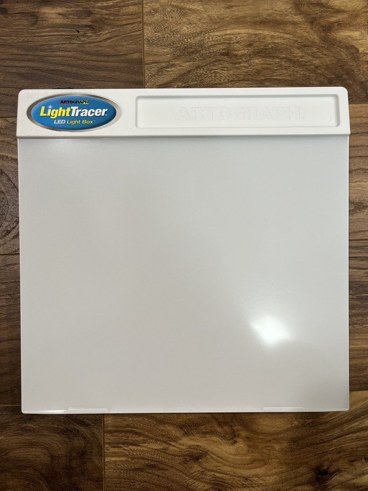 Light Tracer by Artograph Model 225-365 12.25" x 12.25" In Very Good Condition
