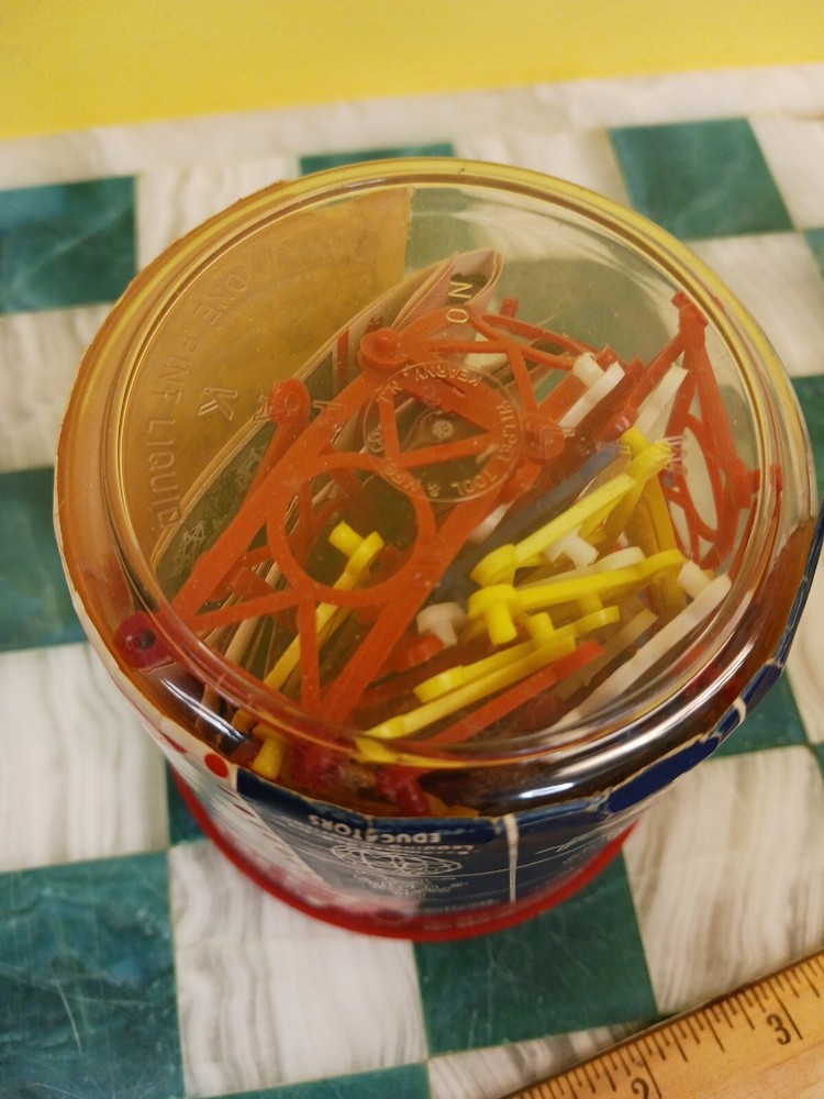 Vintage Dewl Link-Kit Plastic Construction Set Toy - Please Read