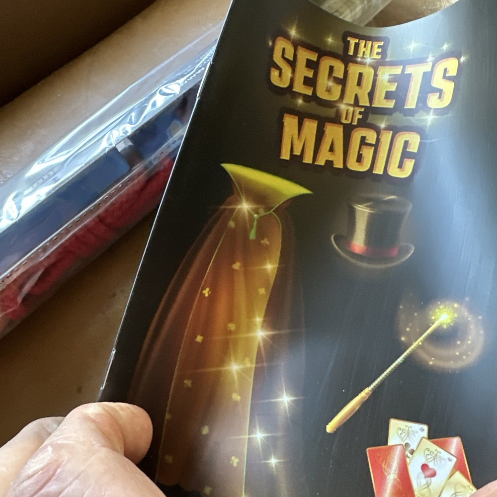 Bin The Magic Wand Set 50Amazing Magic Tricks Peterkin