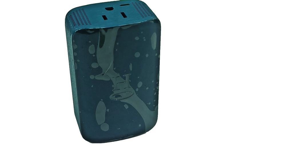 HALO AC-100 Portable Power Inverter 100W-Blue