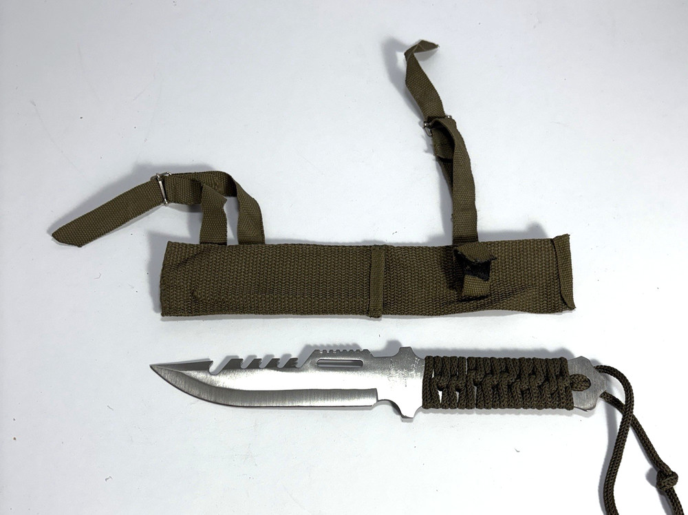 BEKIZO Hunting Knife with Sheath