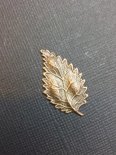 32645 - 2 Pc. Single Leaf Jewelry Finding Copper Oxidized