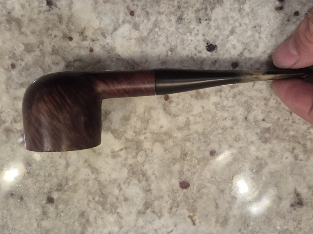 Vintage IRC Dijon Estate Pipe 145