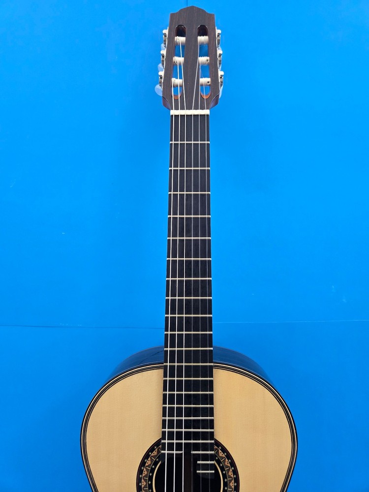 GeronimoGarcia Concert Classical Guitar