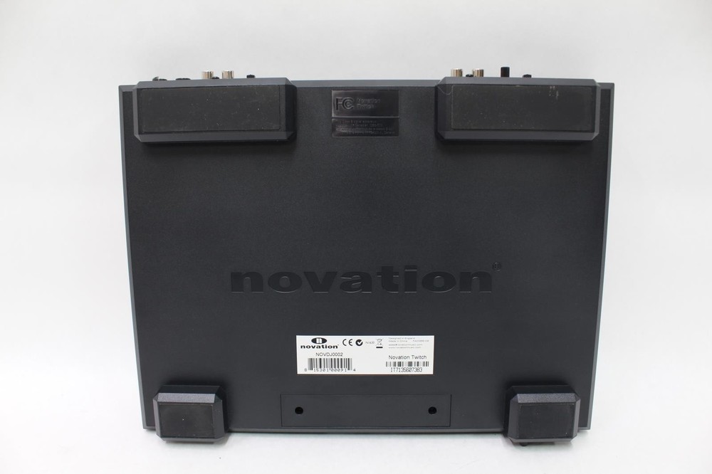 Novation TWITCH DJ Controller w/ Serato Itch (NOVDJ0002)