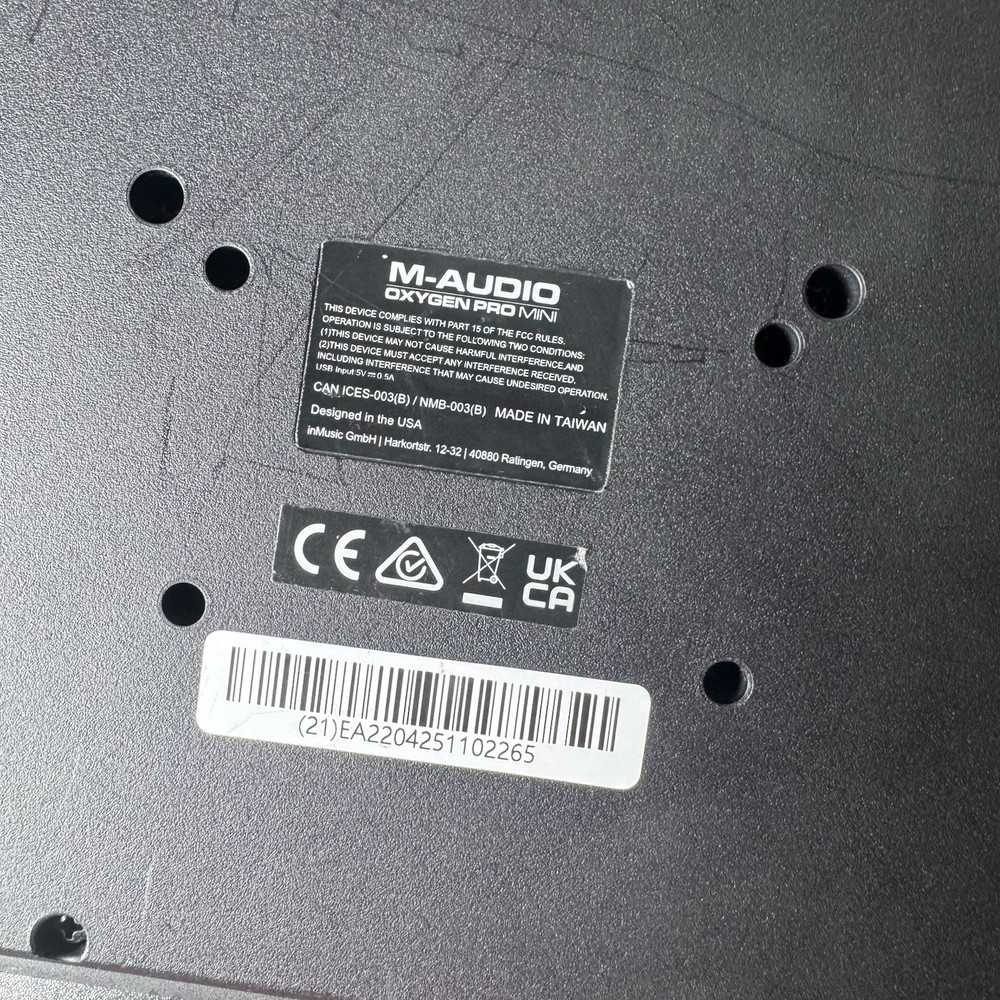 M-Audio Oxygen Pro Mini 32-key USB Midi Controller