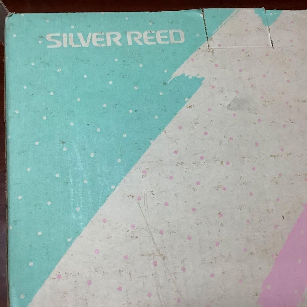 Knitting Machine Amimumemo LK100 Silver Reed used