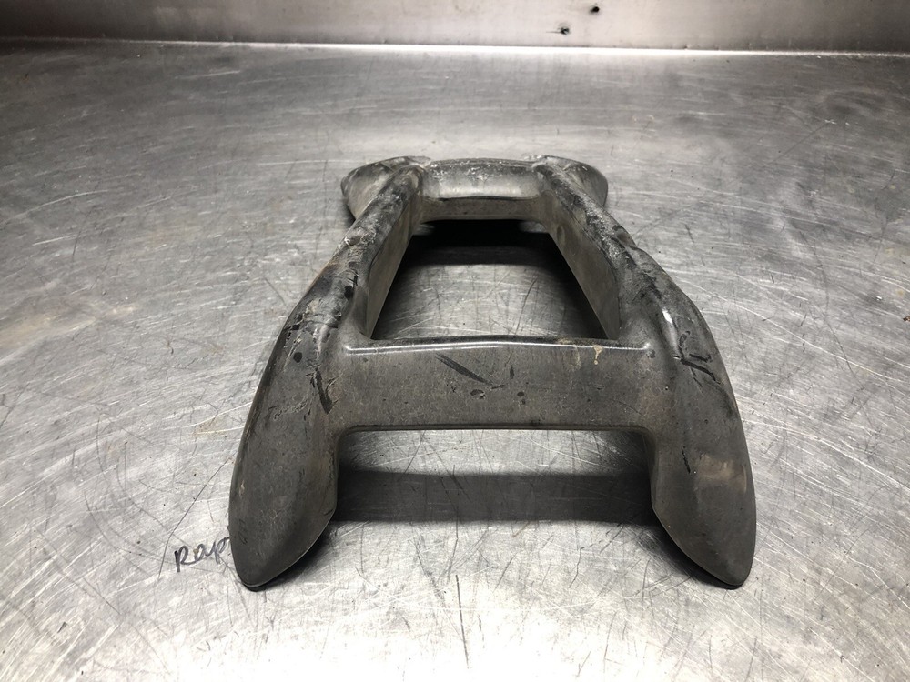 09 Yamaha 350 Front Bumper Plastic